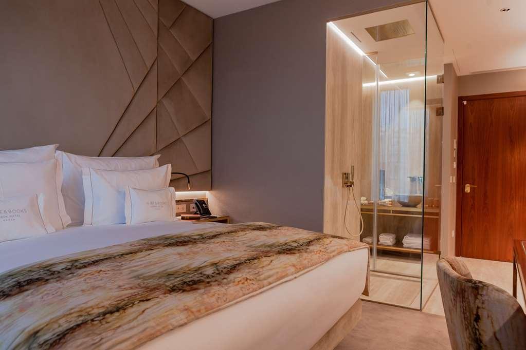 Wine & Books Lisboa Hotel 部屋 写真 A room at the hotel