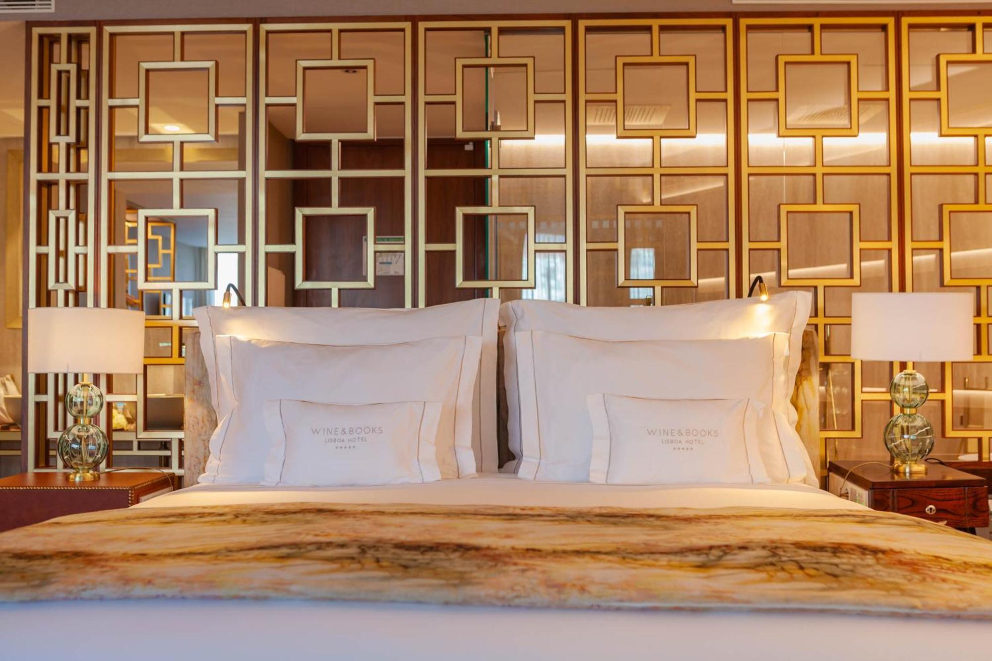 Wine & Books Lisboa Hotel 部屋 写真 A bedroom at the hotel